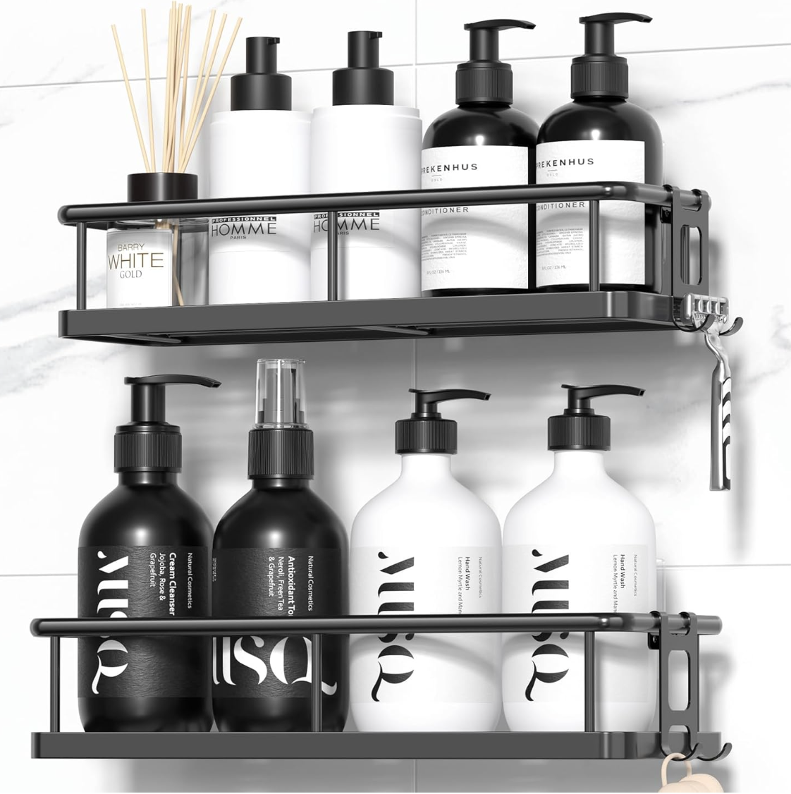Estantes adhesivos negros para ducha con botellas de shampoo y accesorios
