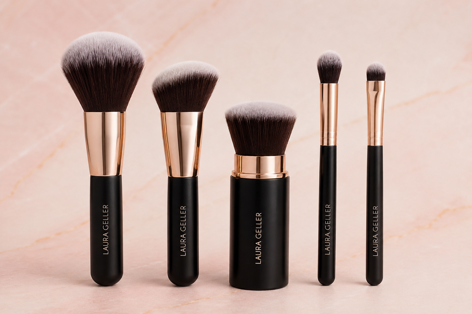 Laura Geller Full Face Brush Set: 5 Brochas Esenciales para un Maquillaje Profesional en Casa